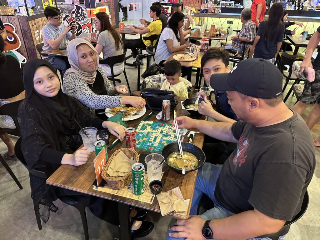biggest gaming cafe in malaysia