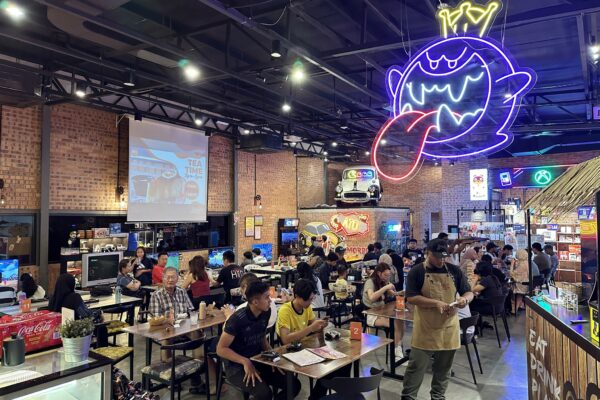 biggest gaming cafe in malaysia